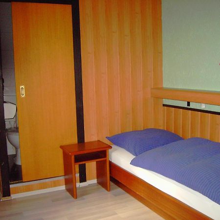 Hotel Hessisches Haus Rossdorf  Esterno foto