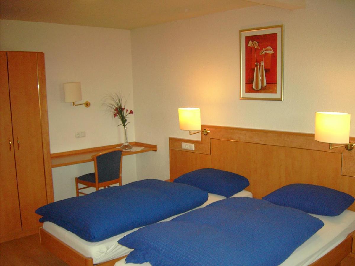Hotel Hessisches Haus Rossdorf  Esterno foto