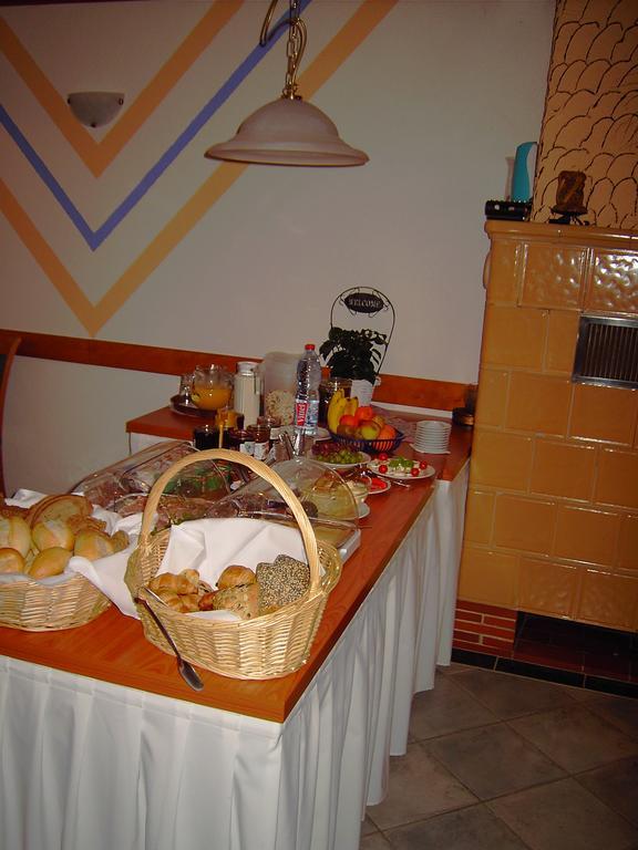 Hotel Hessisches Haus Rossdorf  Esterno foto